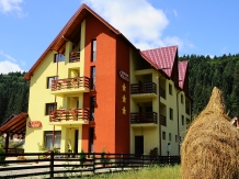 Rural accommodation at  Pensiunea Valeria