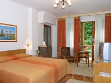 Vila Camelia - accommodation in  Prahova Valley (16)