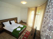 Mai Danube - accommodation in  Danube Boilers and Gorge, Clisura Dunarii (10)