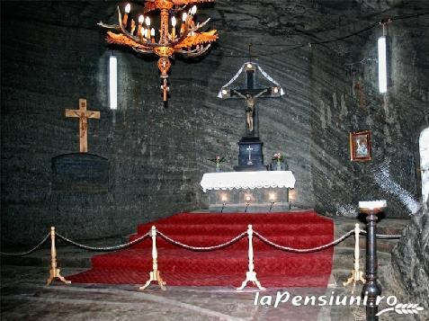 Casa Baciu Colacu - alloggio in Bucovina (Attività e i dintorni) Casa Baciu Colacu - alloggio in Bucovina (Attività e i dintorni)