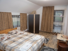 Casuta din livada - accommodation in  Bucovina (13)