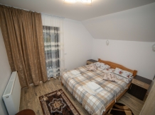 Casuta din livada - accommodation in  Bucovina (18)