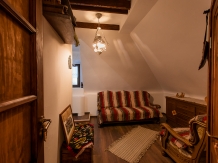 Casa cu cerdac - accommodation in  Fagaras and nearby, Muscelului Country (45)